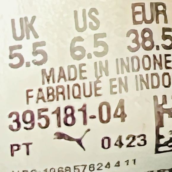 Puma Black Sneakers with Gold Details - Picture 5 of 5